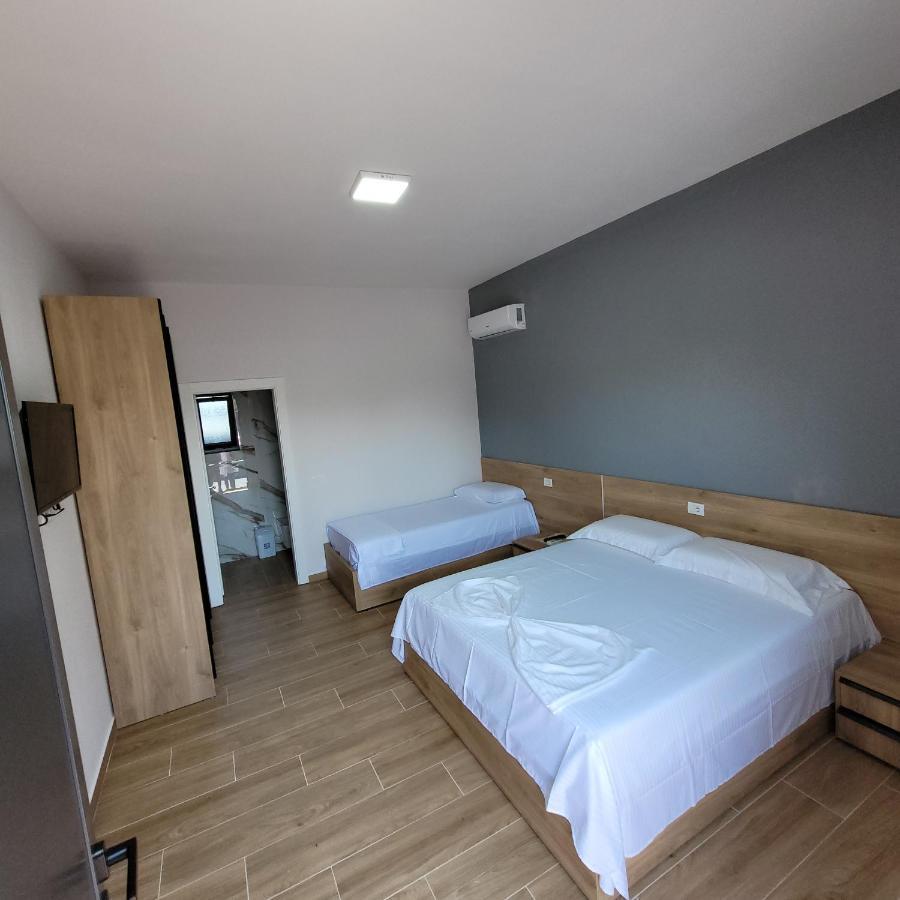 Hotel Erandi Rinas 외부 사진