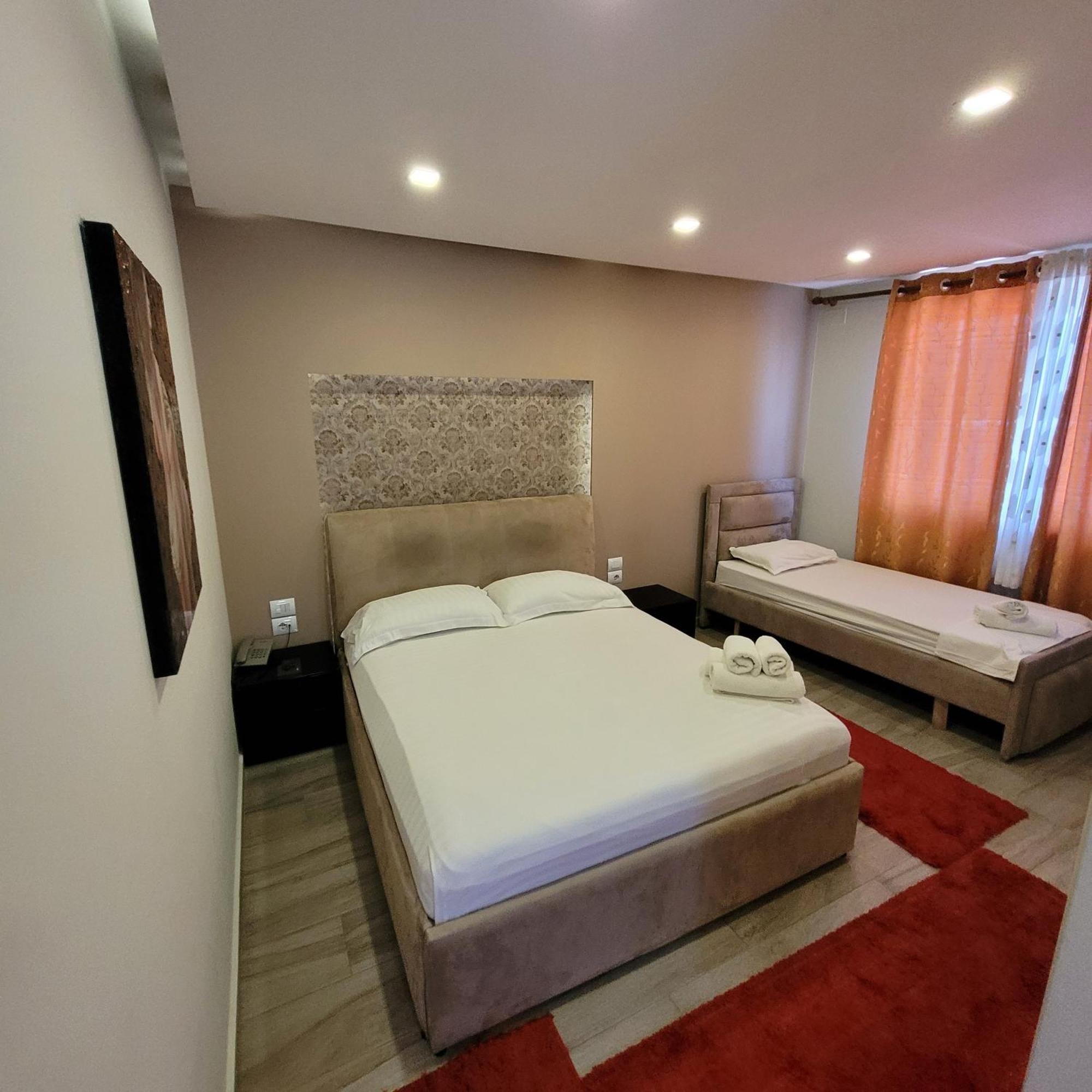 Hotel Erandi Rinas 외부 사진