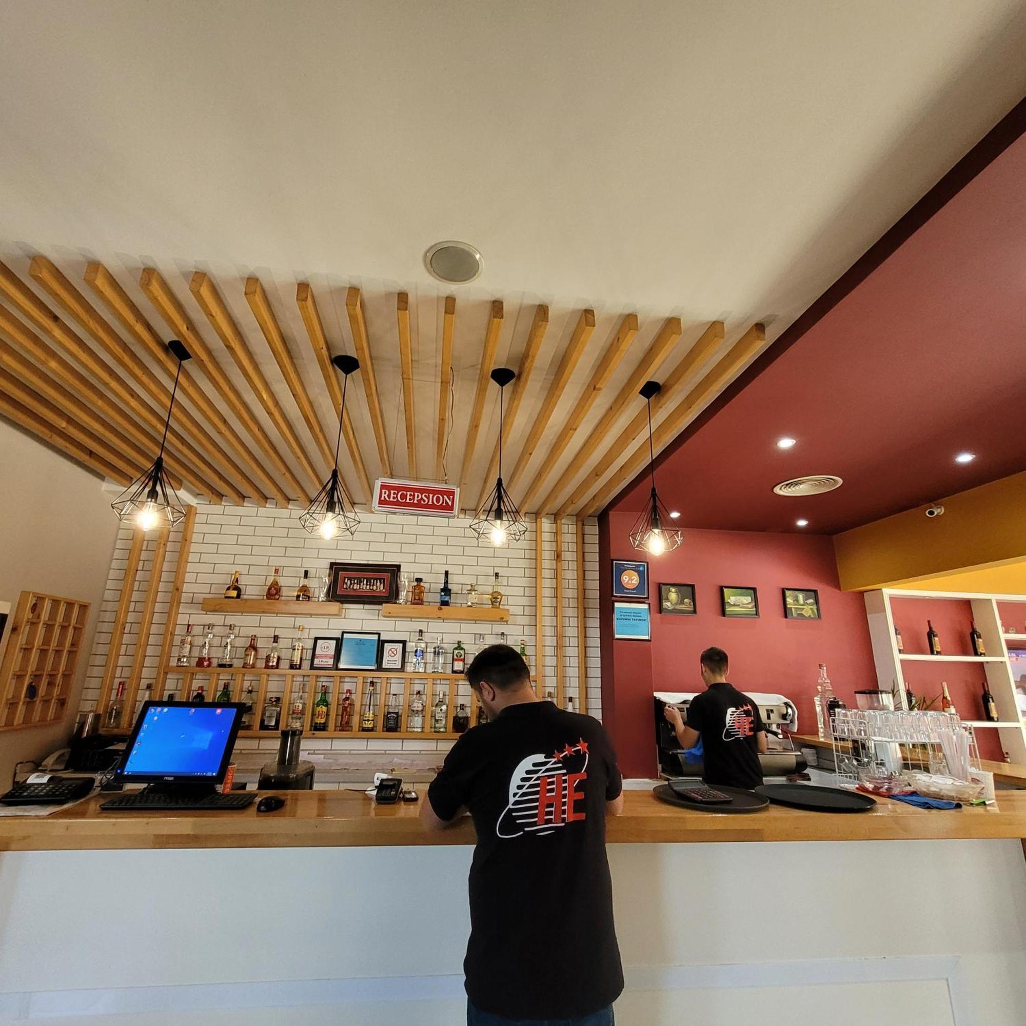 Hotel Erandi Rinas 외부 사진