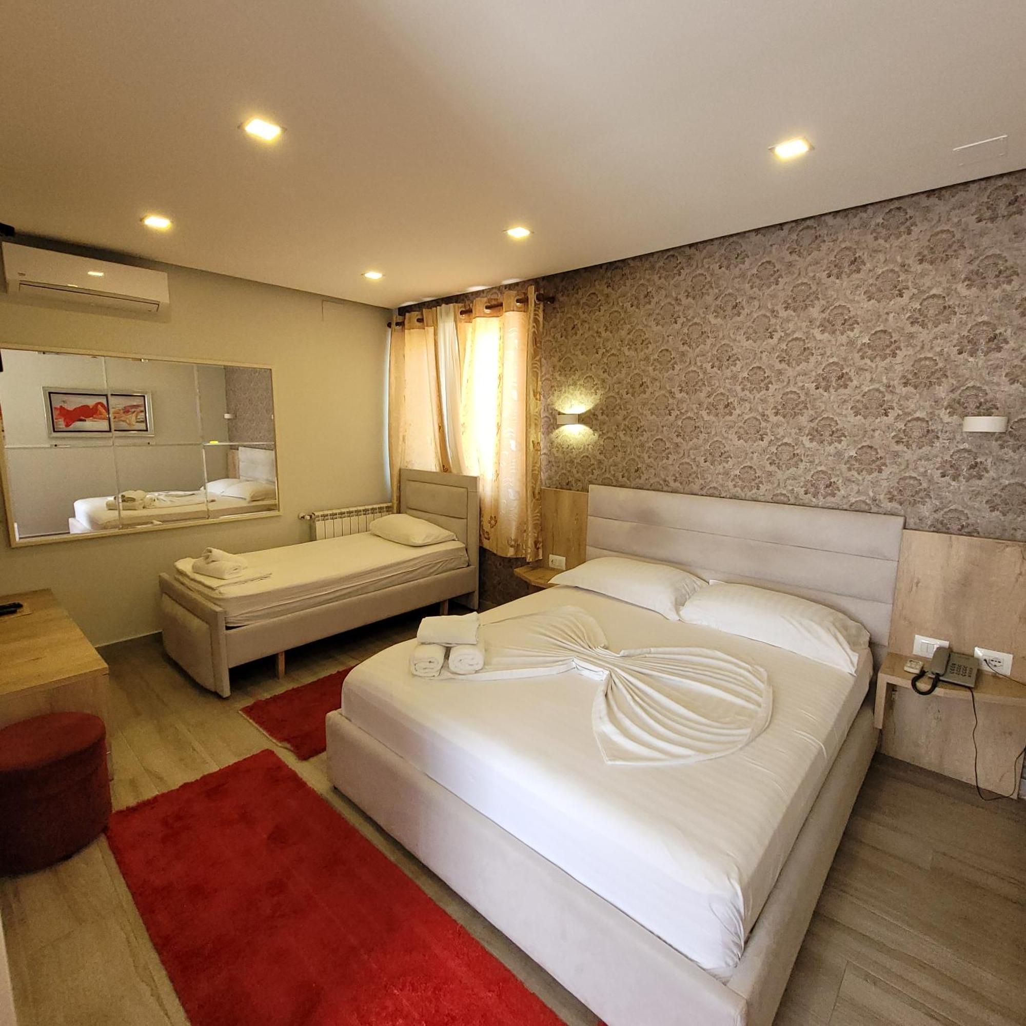 Hotel Erandi Rinas 외부 사진